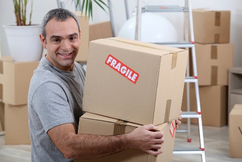 House removals support in Twickenham with local moving team and packed boxes
