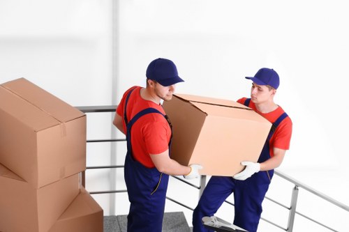Twickenham removals team planning a smooth moving day